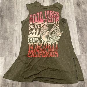 Dark green tunic top